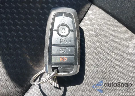 2023 Ford Escape St Line z USA, uszkodzony, nr VIN 1FMCU9MN8PUA95658